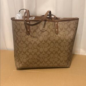 Coach Tote